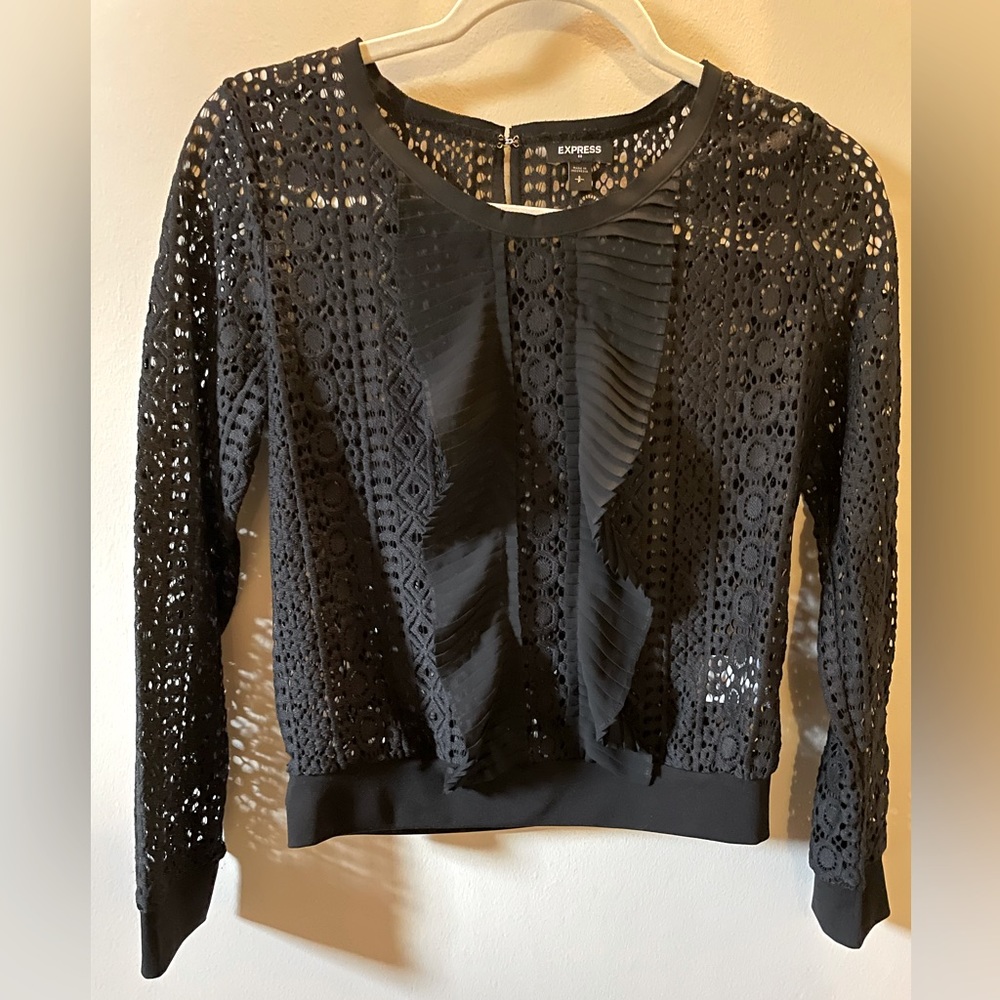 EXPRESS Lace blouse with Ruffles